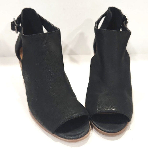 NEW Lucky Brand Barimo Black Leather Wood Block Open Toe Heels Women's 9 - Picture 2 of 13